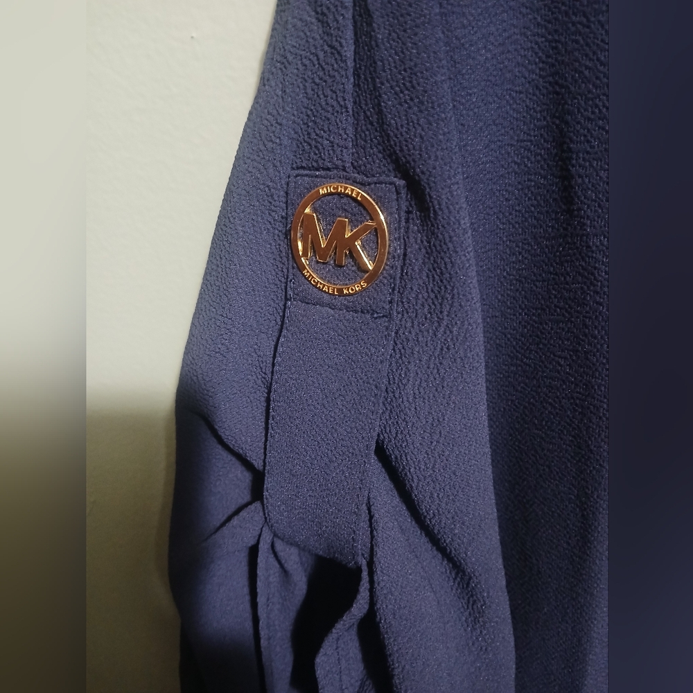 EUC Michael Kors Blouse - Picture 3 of 6